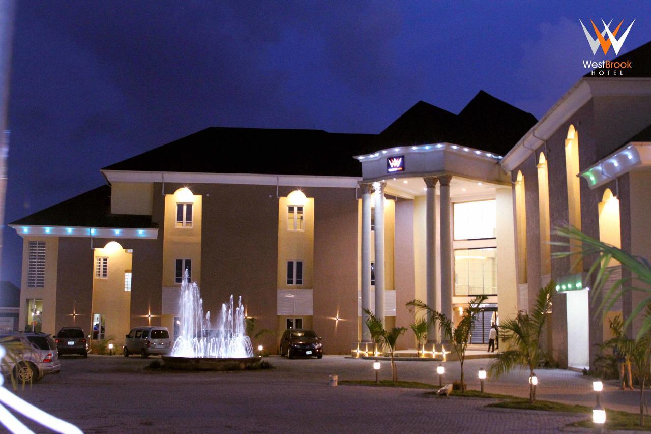 Westbrook Hotel Owerri Extérieur photo