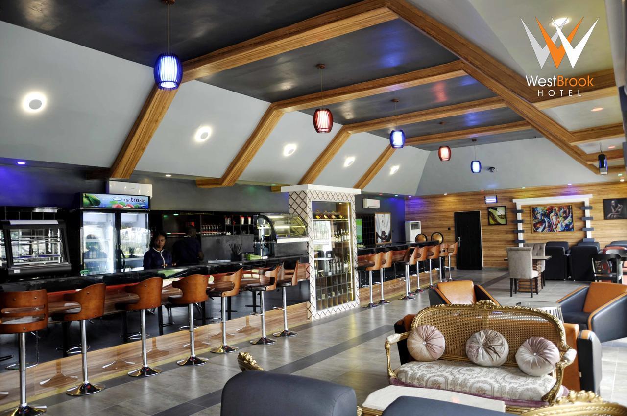 Westbrook Hotel Owerri Extérieur photo