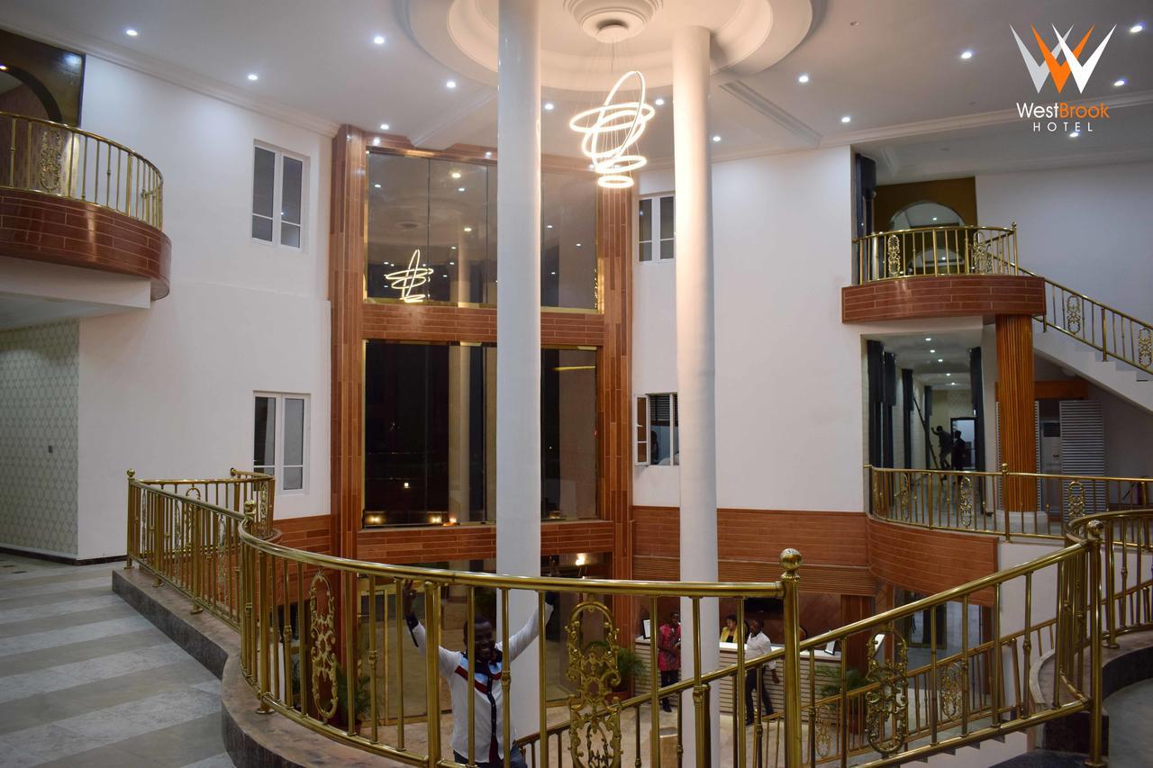 Westbrook Hotel Owerri Extérieur photo