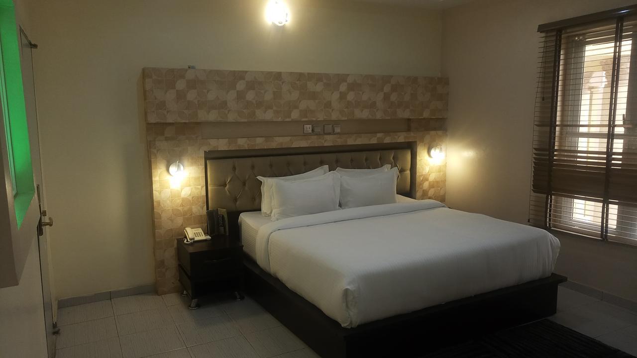 Westbrook Hotel Owerri Extérieur photo